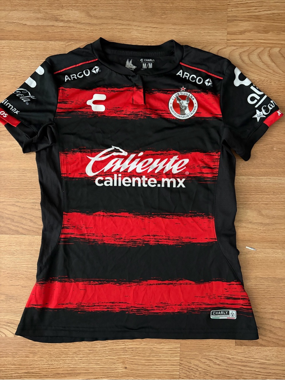 Club Tijuana Xolos Soccer Jersey Womens Medium Red Caliente Liga MX Jersey
